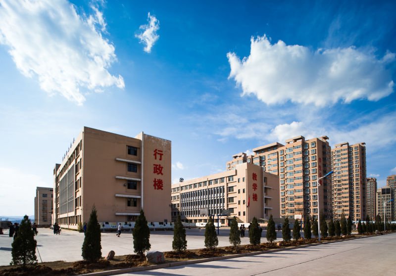 晉城市華洋職業(yè)中學(xué)校招生要求、學(xué)校招生對(duì)象