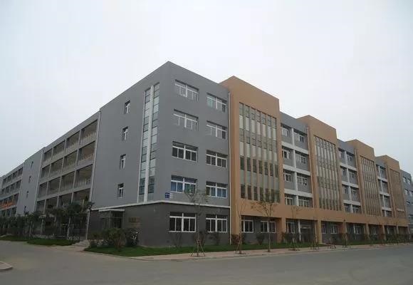 鞍山市藝術(shù)學(xué)校