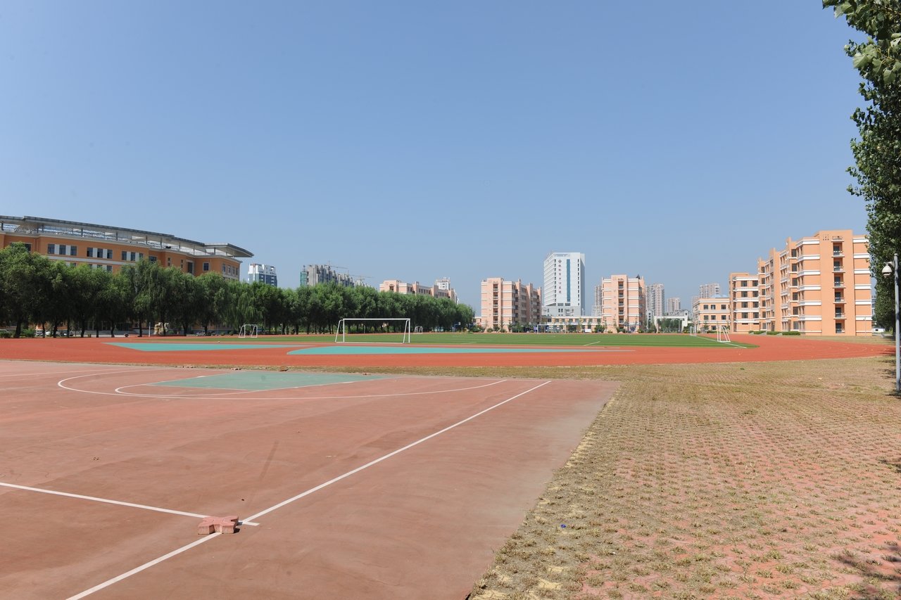 鐵嶺市體育學(xué)校