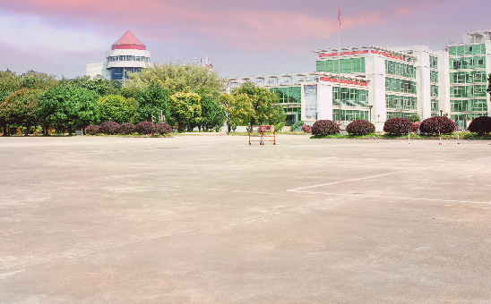 柳州市汽車運(yùn)輸技工學(xué)校